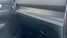 Volvo Xc40 1.5 T3 R DESIGN 5dr Petrol Estate